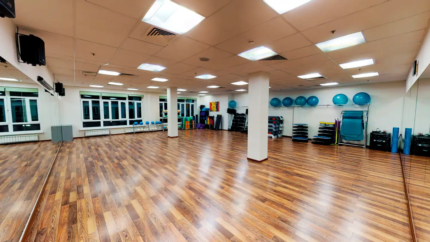 Зал групповых программ