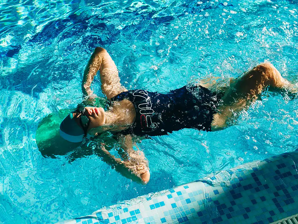 Бассейн c морской водой