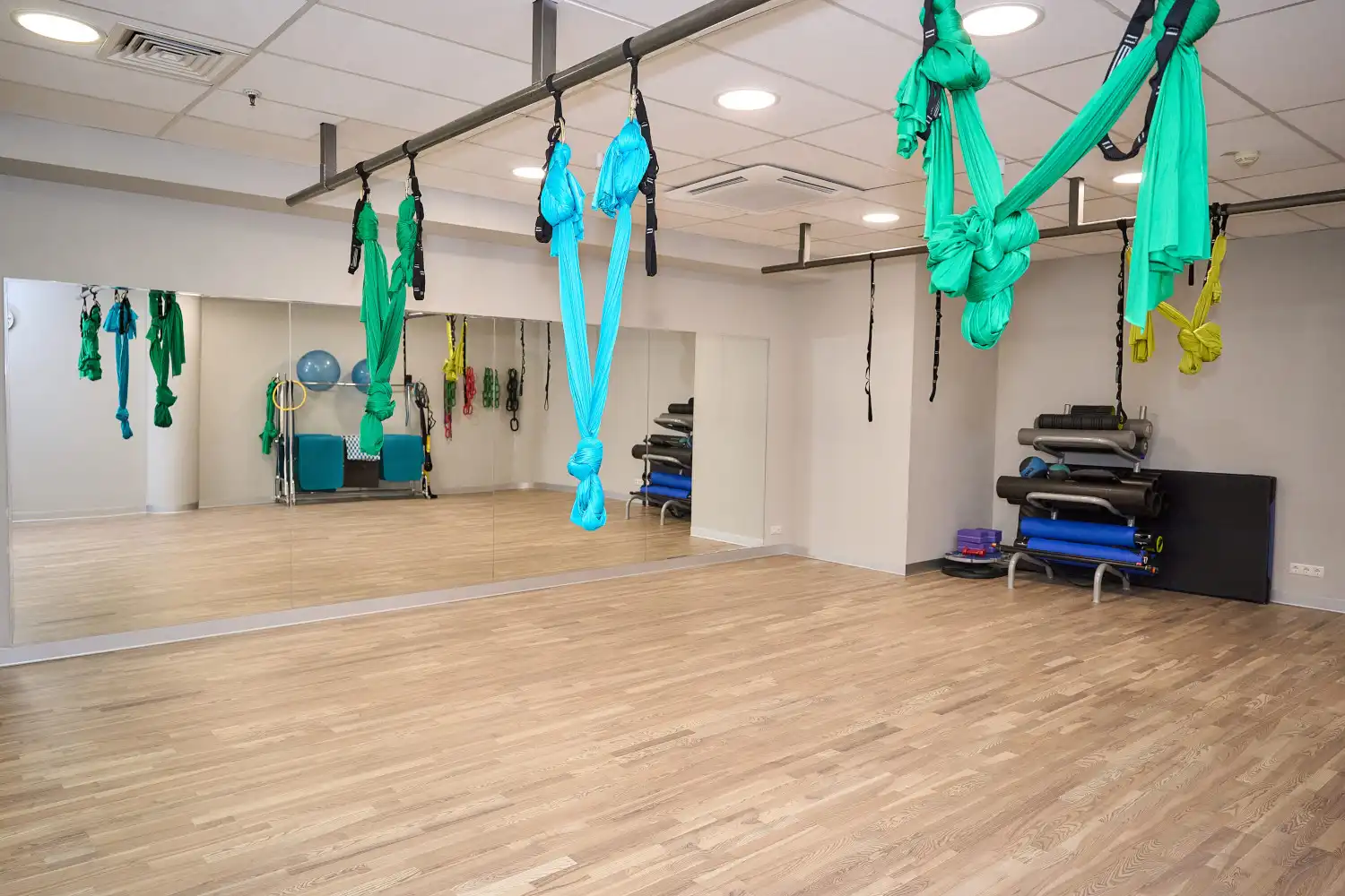 Зал групповых программ