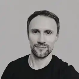 Тренер Маслов Максим